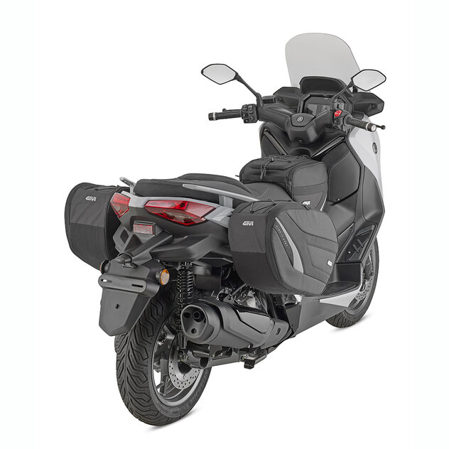 EASY10_side-bags_mounted-on_givi1-