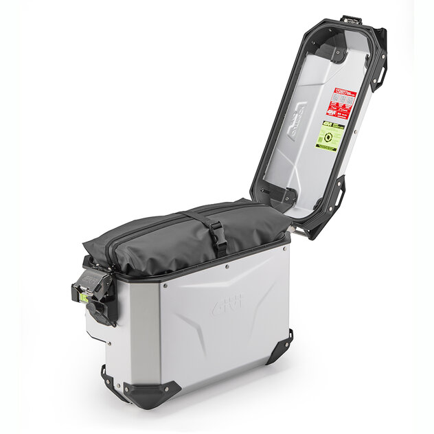 T526_inner-bag_mounted-on_givi_OBKEVS33AR-