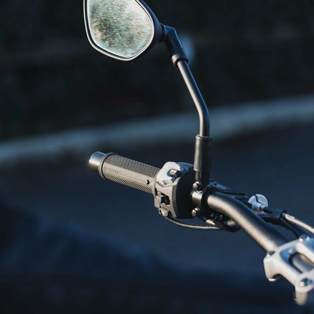 7020847-el392_10-2---