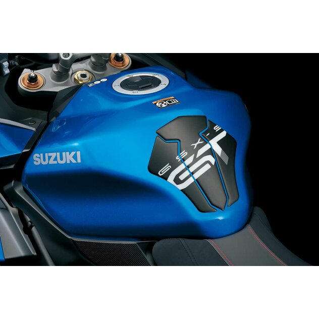 GSXS1000GT_M2_FuelTankPadC-38405_ESHOP_0