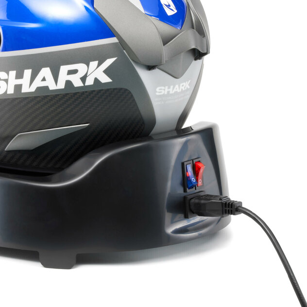 CAP-HELMD-RY-00-Helmet-Dryer-EU-Studio-004-