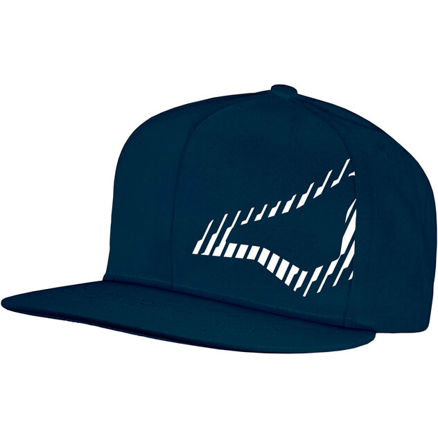 Macna_Cap-Logo-Side_101_3057_555_1-