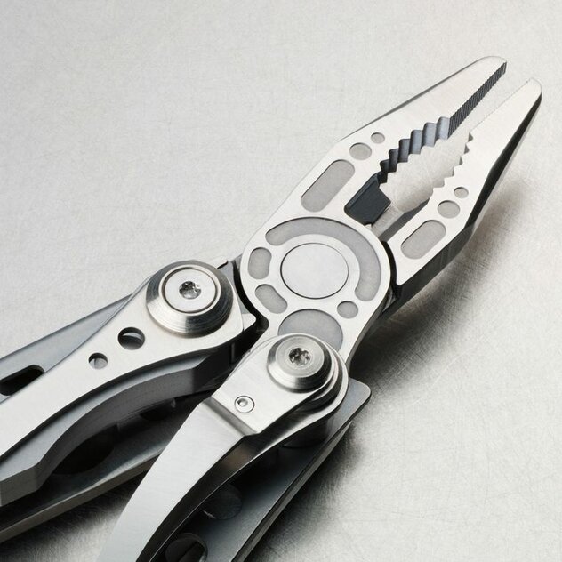 18-skeletool-jaws-46230_ESHOP_4