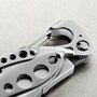 18-skeletool-carabiner-46230_ESHOP_2