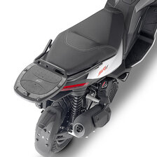 GIVI DRŽÁK KUFRU APRILIA SR GT 125/200 (2022) SR6711