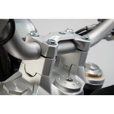 SW MOTECH ZVÝŠENÍ (30 MM) ŘÍDÍTEK 32 MM BMW F850 GS (18-)