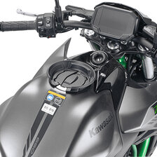 GIVI PODKOVA NA NÁDRŽ KAWASAKI Z 650 (23-24) BF81