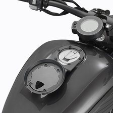 GIVI PODKOVA NA NÁDRŽ KEEWAY V 302 C (23-24) BF83