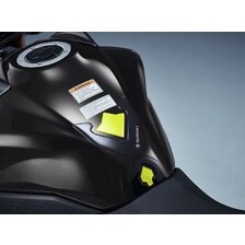SUZUKI TANKPAD ČERNÁ/ŽLUTÁ GSX-S 750 (17-)
