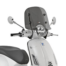 GIVI ZATMAVENÉ PLEXI PIAGGIO VESPA PRIMAVERA 50-125-150 (14-26) 5608S