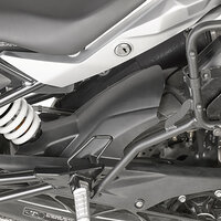 GIVI ZADNÍ BLATNÍK A KRYT ŘETĚZU BMW G310GS (17-20) MG5126