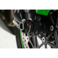 SW MOTECH PADACÍ PROTEKTOR NA PŘEDNÍ OSU KAWASAKI ZX 10 R NINJA (15-19)