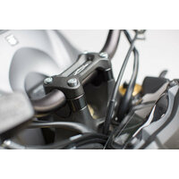 SW MOTECH ZVÝŠENÍ (20 MM) ŘÍDÍTEK 28 MM SUZUKI GSX-S 1000/F (15-)