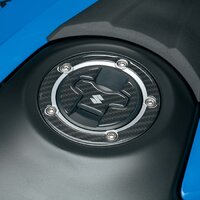 SUZUKI OCHRANNÁ NÁLEPKA NA KRYT PALIVOVÉ NÁDRŽE CARBON V-STROM 800DE/GSX-8S