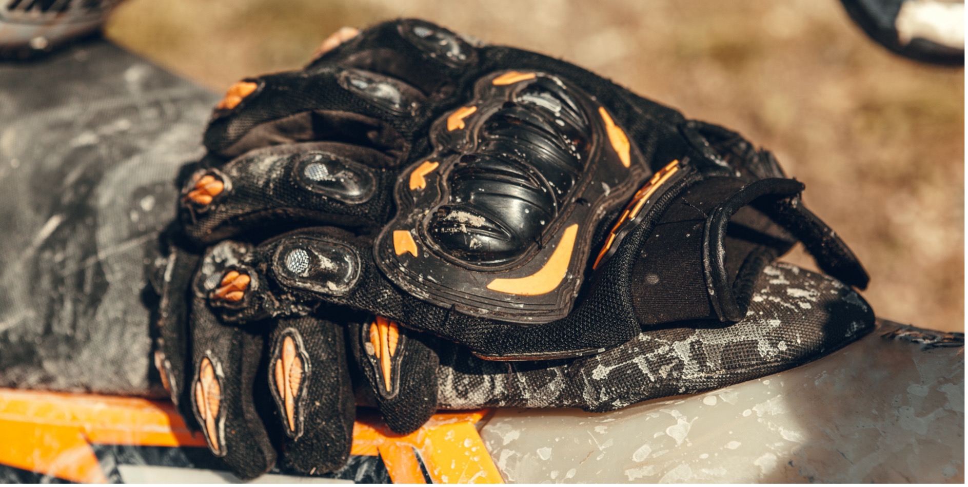 motork&aacute;rske rukavice